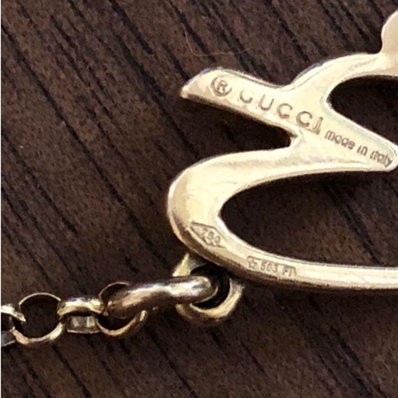 Gucci 18k Logo Bracelet - Picture 3 of 4